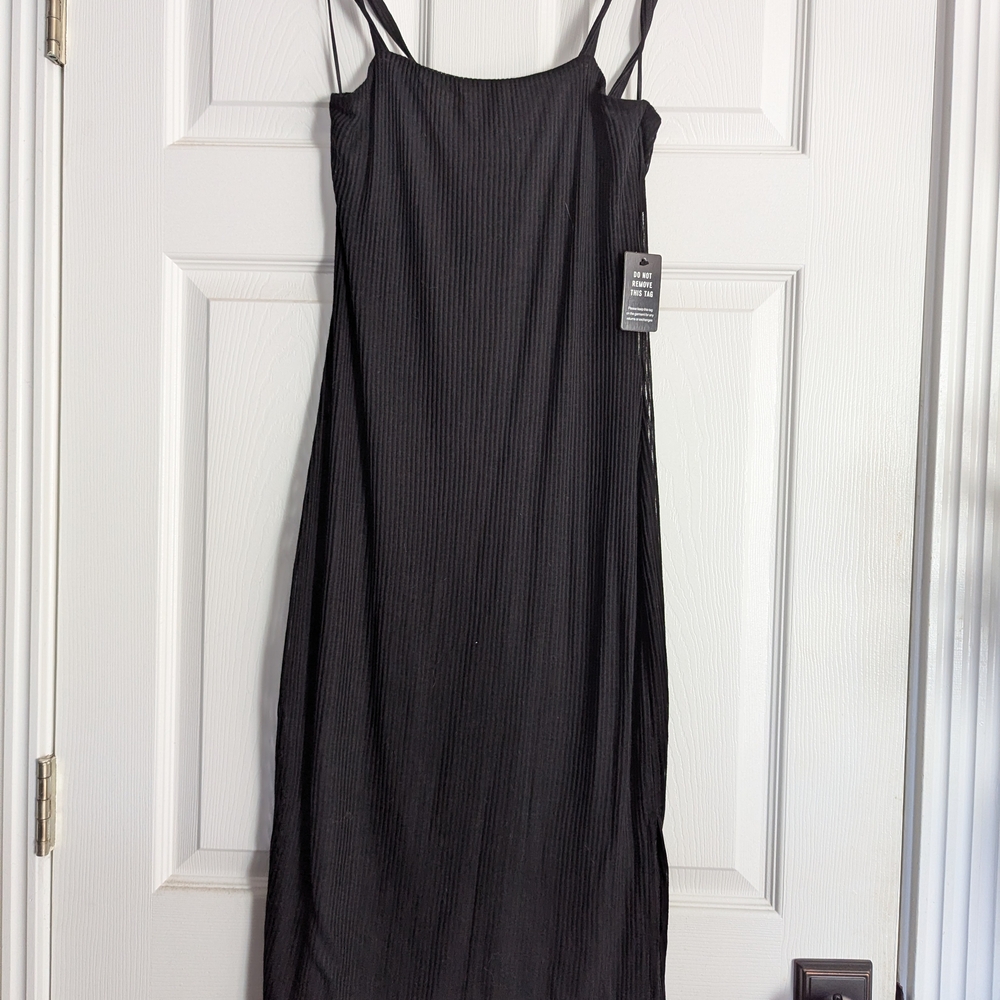 EXPRESS Ribbed Midi Dress - Picture 2 of 8